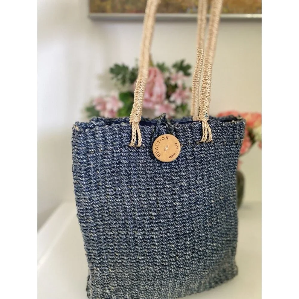 Kenneth Cole Reaction Powder Blue Abaca Straw‎ Logo Shoulder Handbag Vintage EUC